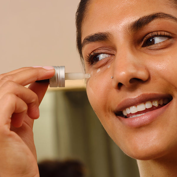 The Body Shop Vitamin C Eye Glow Serum