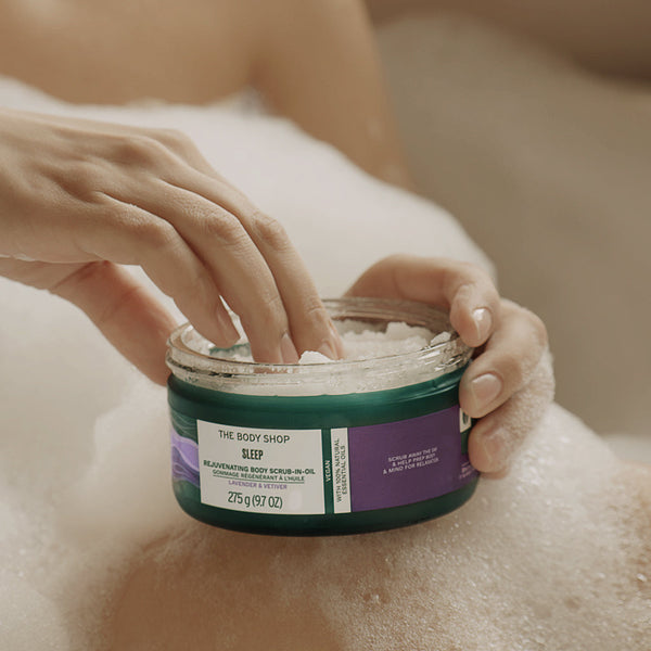 The Body Shop Sleep Rejuvenating Body Scrub-In-Oil