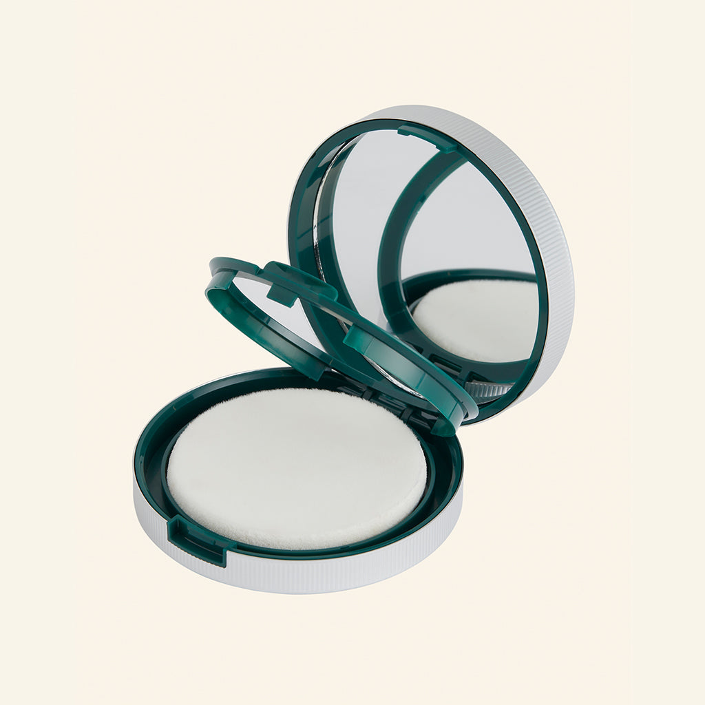 Tea Tree Face Base Compact Case | Make-Up | The Body Shop β THE BODY SHOP