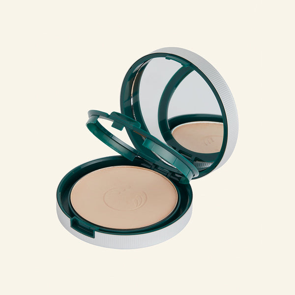 The Body Shop Tea Tree Face Base Light 1N